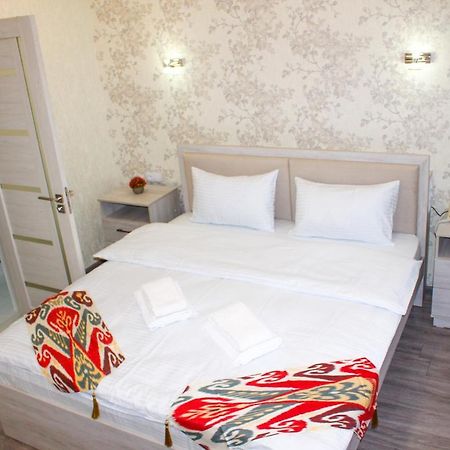 Hotel Taht Tashkent Esterno foto