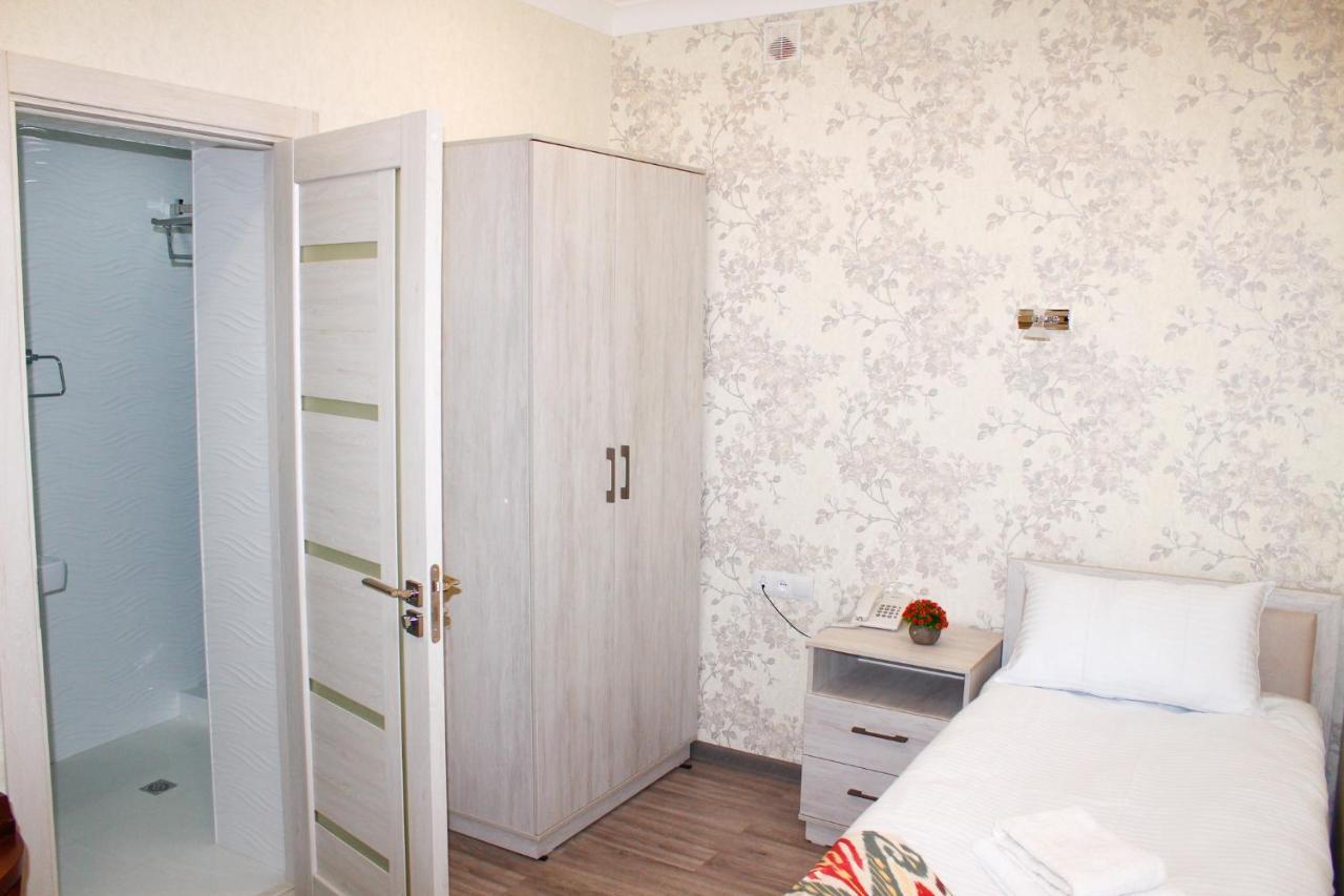 Hotel Taht Tashkent Esterno foto