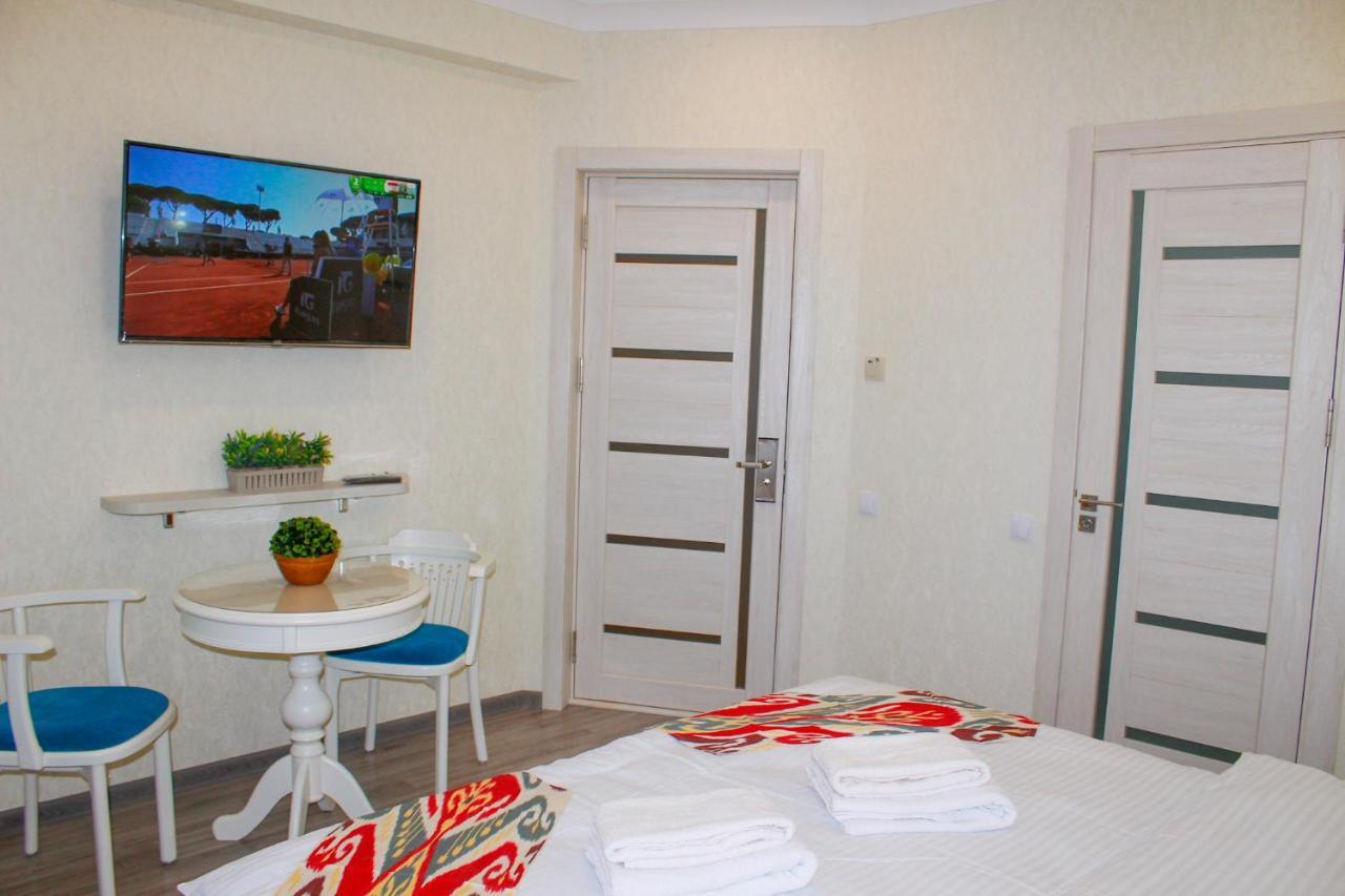 Hotel Taht Tashkent Esterno foto